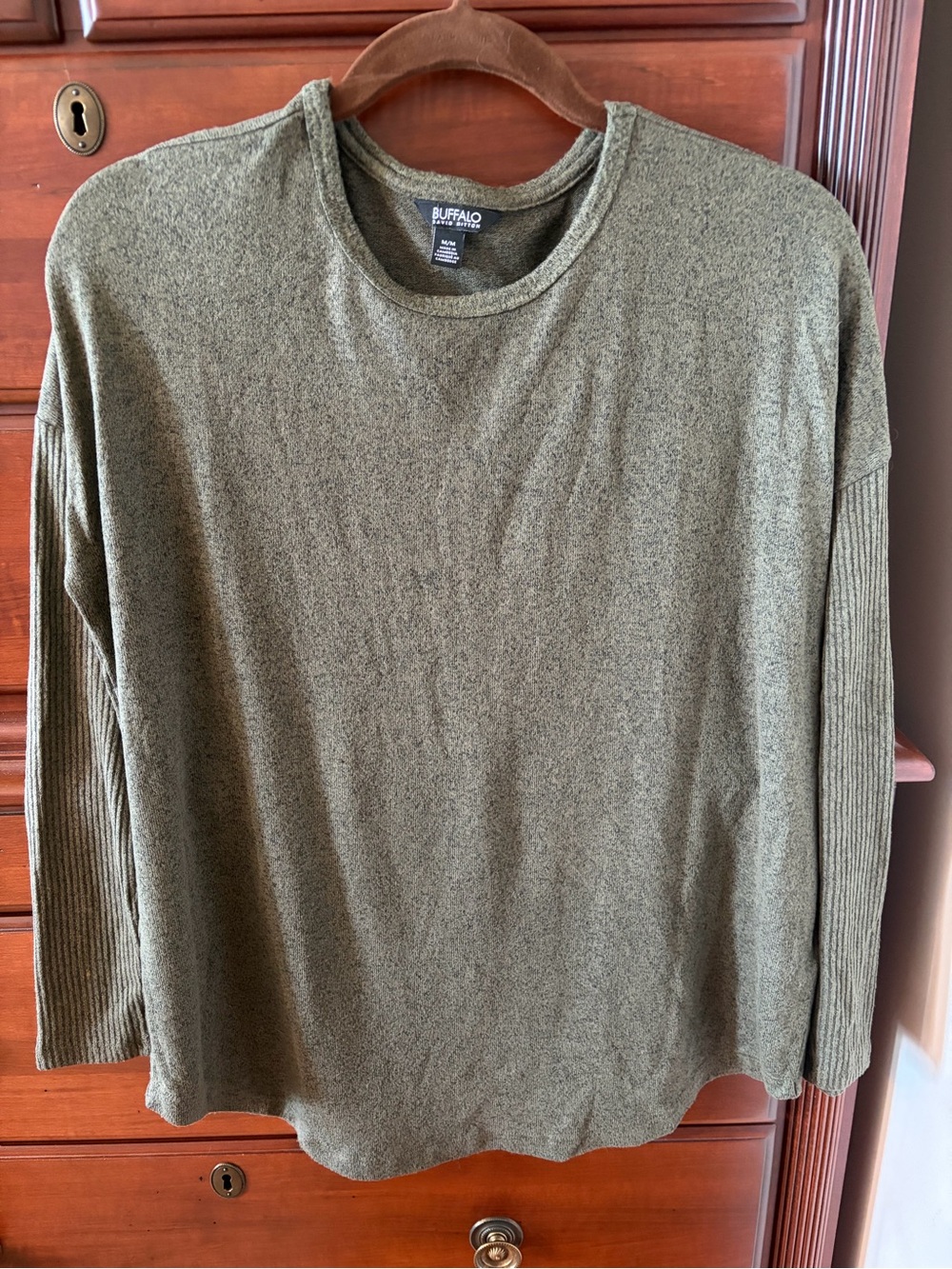 Buffalo David Bitton Women’s Olive Crewneck Sweater